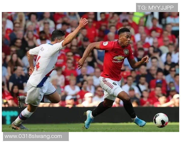 曼联与水晶宫精彩对决录像回放全程回顾与精彩瞬间分析 曼联与水晶宫精彩对决录像回放全程回顾与精彩瞬间分析